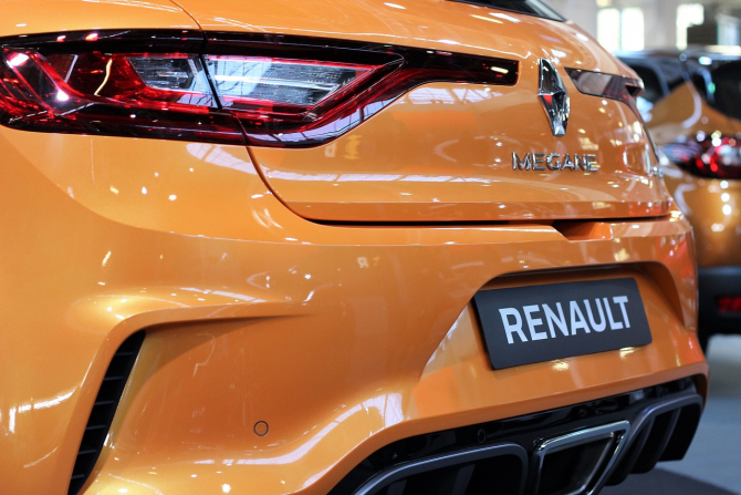 Parteneriatul Renault cu Nissan a început să scârțâie