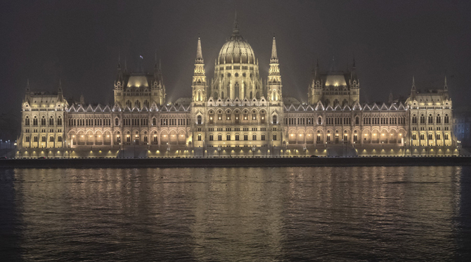 Parlamentul de la Budapesta