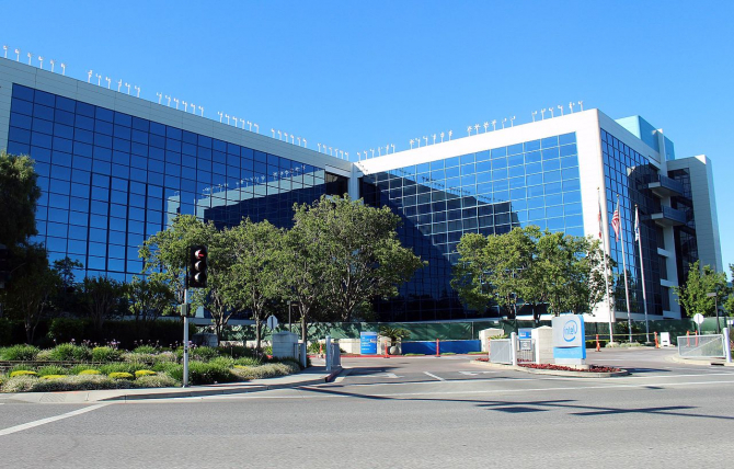 Sediul central al Intel din Santa Clara, California