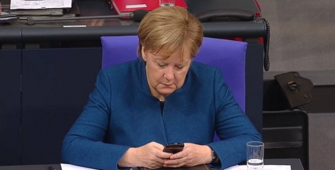 Angela Merkel: M-au ÎNFURIAT şi m-au ÎNTRISTAT