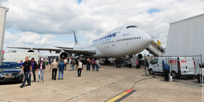 Airbus profită din plin de problemele rivalului Boeing