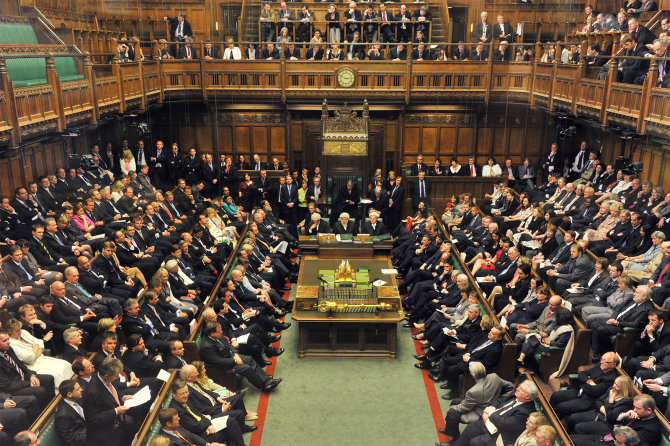 Camera Lorzilor din Parlamentul Regatului Unit a adus marţi noi amendamente legii pentru retragerea din Uniunea Europeană