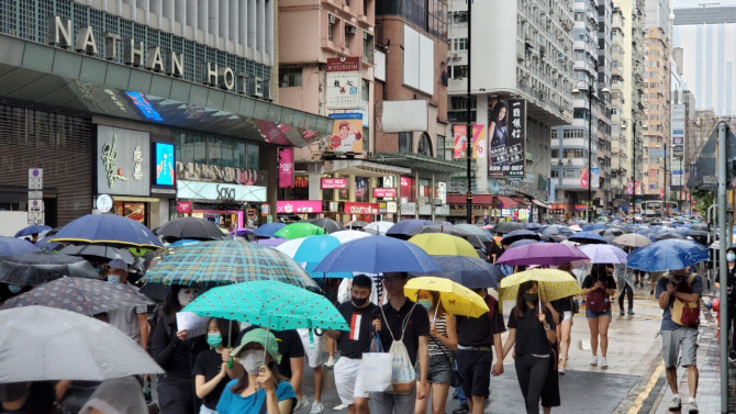 Protestele continuă în Hong Kong