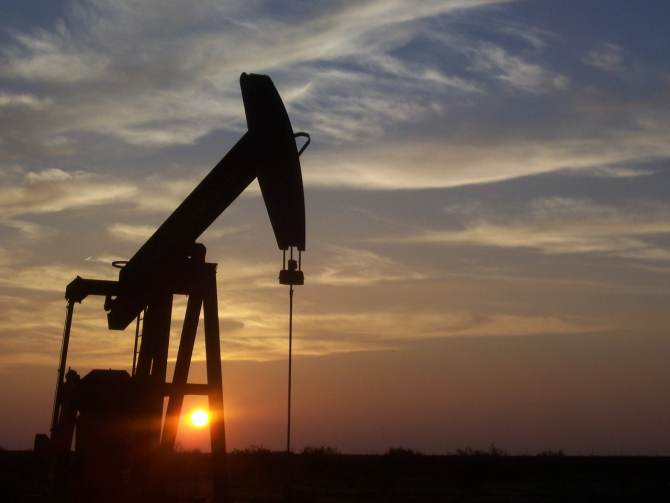 Lukoil se opune unei noi reduceri a producției de petrol