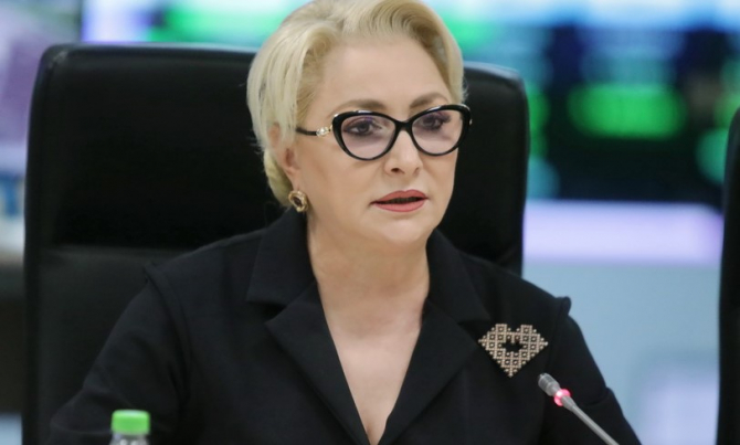 Fostul premier Viorica Dăncilă critică declaraţiile vicepremierului Raluca Turcan şi ale ministrului Muncii
