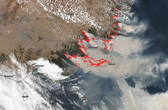 Incendiu din Australia nu dă semne să se potolească