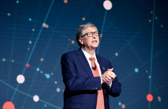 Bill Gates prevede că în 2-3 ani ne vom întâlni în metavers. Ultimele predicţii ale miliardarului