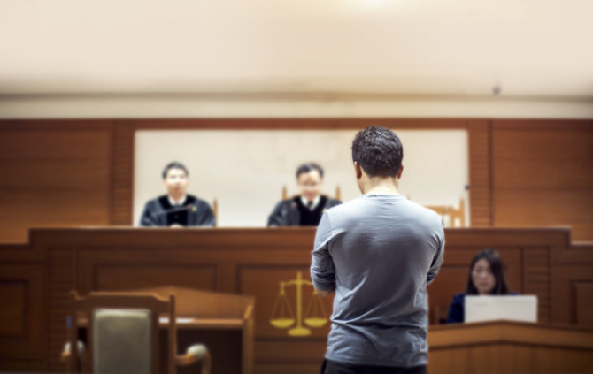 Un judecător din Singapore a condamnat un bărbat la moarte în timpul unei videoconferinţe ţinute prin aplicaţia Zoom