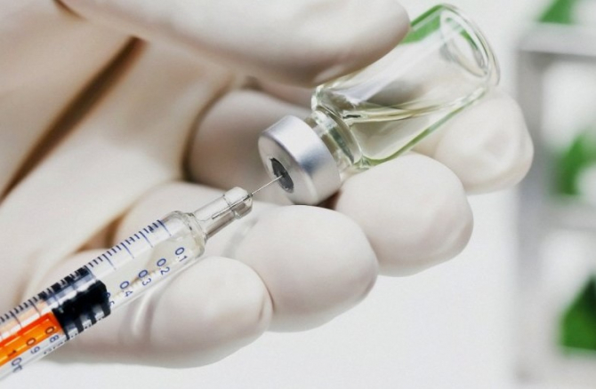 Un vaccin împotriva noului coronavirus ar putea fi aprobat în circa un an de zile în cel mai ''optimist'' scenariu