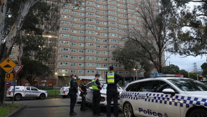 Melbourne a devenit oraşul cu cel mai îndelungat lockdown din pandemie. Cât va mai continua carantina