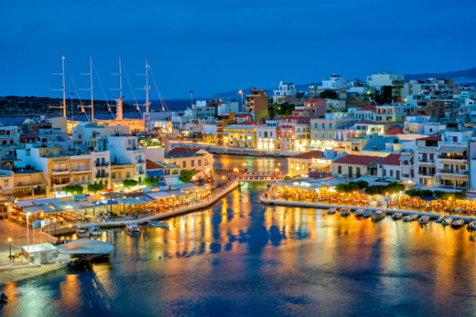Guvernul elen vine ]n sprijinul industriei turismului