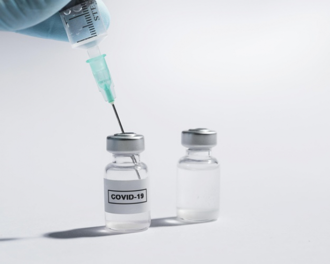 Vaccinul rușilor stârnește controverse