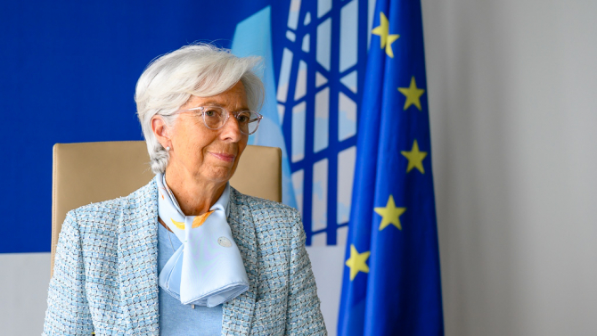 Christine Lagarde: Depăşiți impasul cu privire la bugetul Uniunii Europene