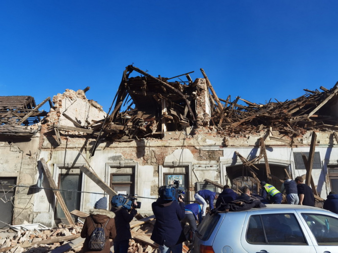 Cutremur cu magnitudinea 6,4 s-a produs marţi în oraşul Petrinja / Foto: leopnd / Twitter