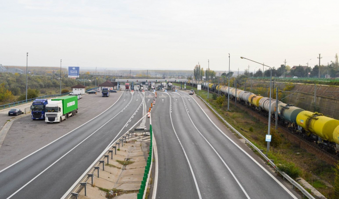 Compania Naţională de Drumuri anunţă posibile restricţii de circulaţie din cauza caniculei