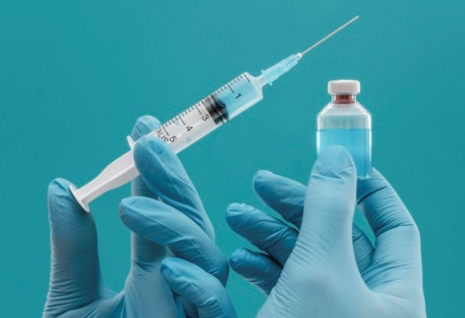 Spania şi-a atins obiectivul de a vaccina peste 70% din populaţie. România abia a trecut de 26%