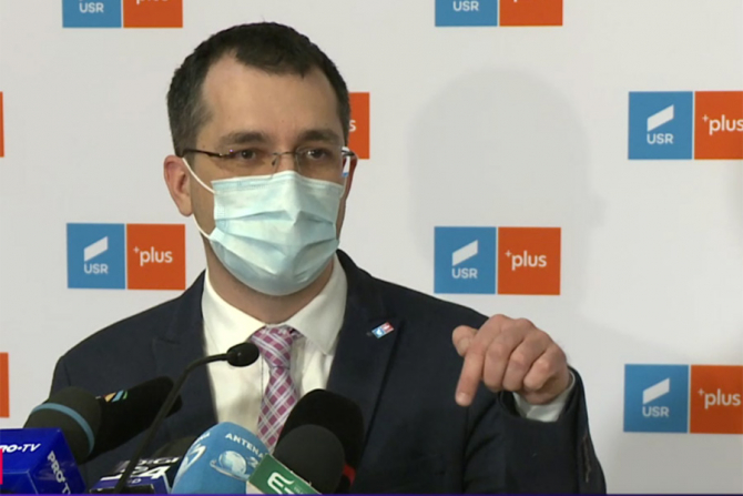 Vlad Voiculescu a afirmat vineri că "există diferenţe fundamentale" între numerele raportate şi cele reale în ceea ce priveşte decesele din spitalele COVID