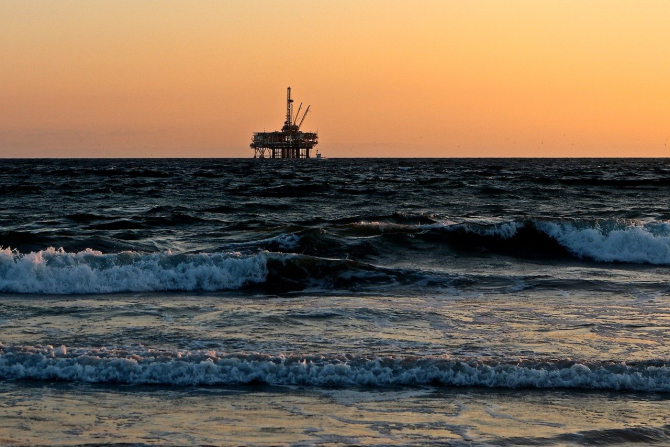 Ministrul Energiei promite că vom avea în curând  gaze din Marea Neagră