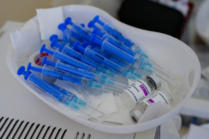 Persoanele nevaccinate riscă restricţii legate de coronavirus, avertizează un înalt oficial german