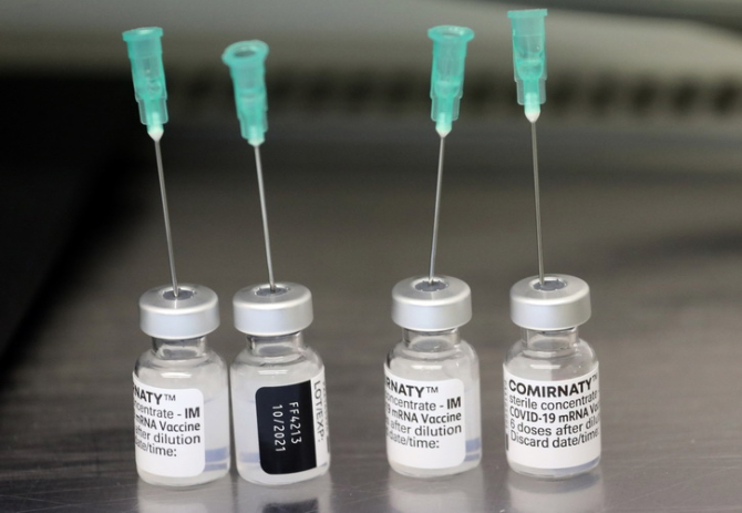 Hotărârea CNSU prevede ce trebuie să facă atât vaccinații cât și cei care au trecut prin boală