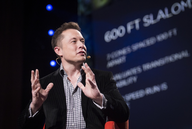 Elon Musk, declarație BIZARĂ despre Moș Crăciun