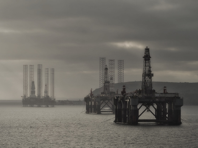 Cotaţia barilului de petrol Brent din Marea Nordului a crescut cu 0,55 dolari