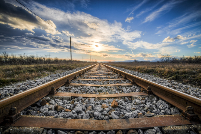 DEZBATERE: Anul european al căilor ferate în România: Este nevoie de un Pact Național pe Transporturi Feroviare?