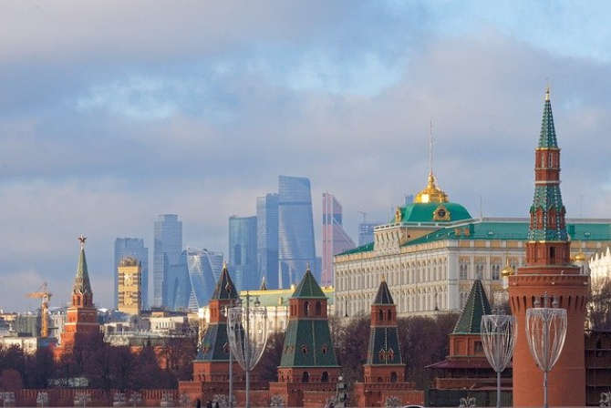 Președintele Rusiei nu a mai ieșit, se pare, din Kremlin, iar Piața Roșie a fost închisă