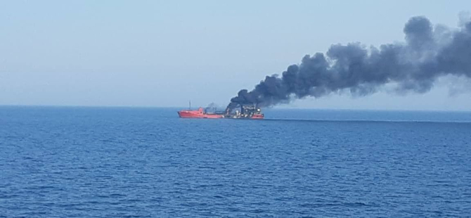 Navă comercială lovită de o rachetă în Marea Neagră