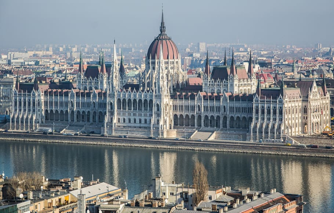 Ungaria se oferă ca rută posibilă pentru exporturile de cereale ale Ucrainei