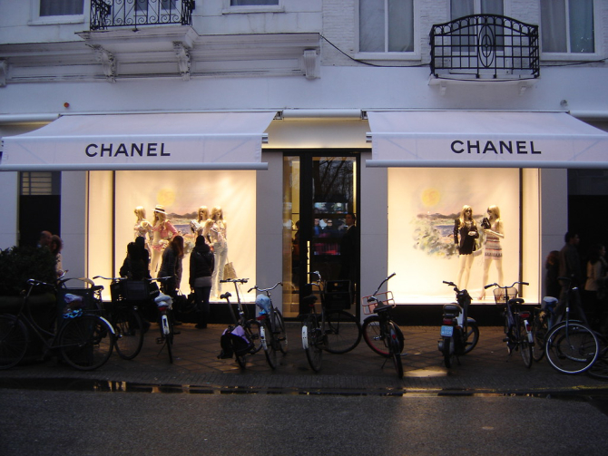 Magazin Chanel în Amsterdam