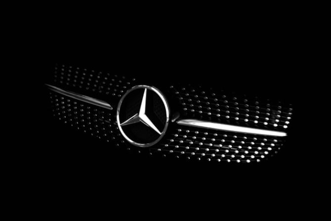 Mercedes-Benz recheamă în jur de un milion de unități 