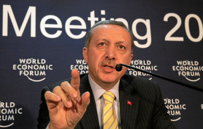 Erdogan atenţionează Grecia că va plăti un ''preţ ridicat'' dacă va încălca în continuare spaţiul aerian al Turciei