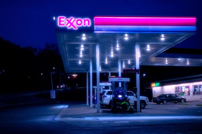 Exxon Rafinare înregistrează profit record