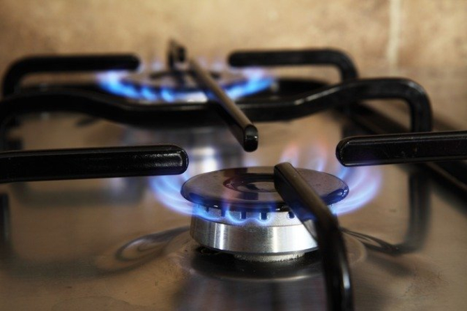 Italia nu va mai utiliza prețul european de referință la gaze în calculul facturilor