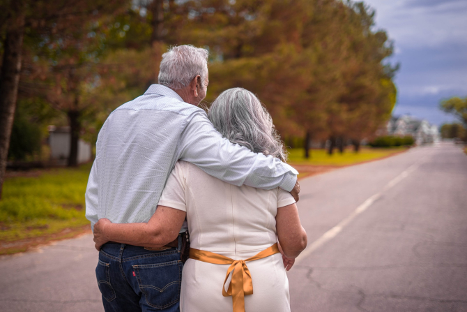 Vârsta de pensionare diferă la femei și bărbați