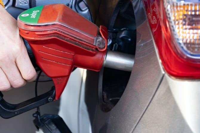 Prețul benzinei și al motorinei în România, astăzi, 27 septembrie 2022