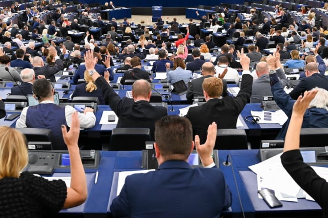 Eurodeputații au votat această rezoluție