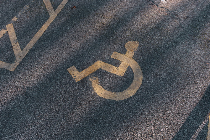 Un ordin de ministru aduce unele modificări la acordarea certificatului de handicap