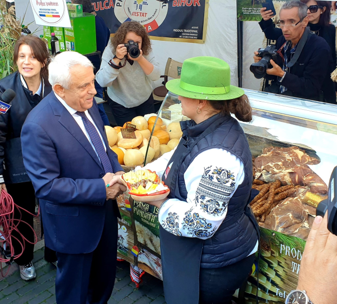 Ministrul Agriculturii: Preţurile au crescut peste tot în Uniunea Europeană, nu este în România cea mai scumpă hrană / Foto: Facebook