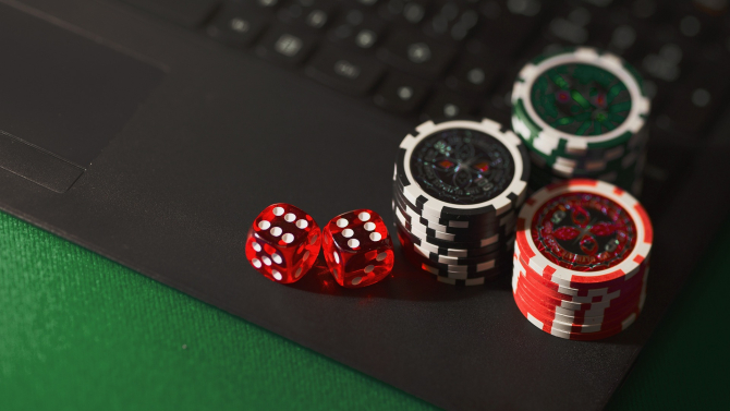 Cum alegi strategia potrivită la pariuri? / Foto Pixabay