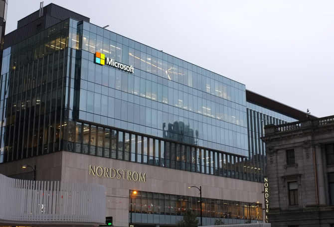  Microsoft intră în rândul companiilor care fac restructurări