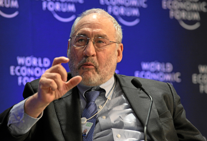 Laureat al Premiului Nobel pentru Economie, Joseph Stiglitz trage un semnal de alarmă