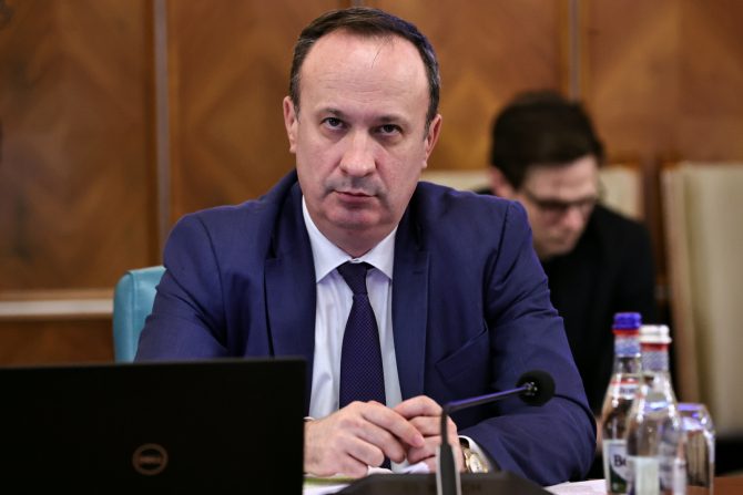 Ministrul Finantelor, Adrian Caciu