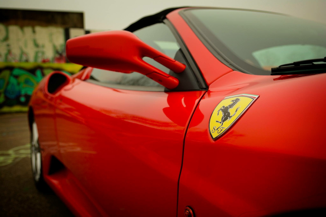 Ferrari. Foto: Pexels.com