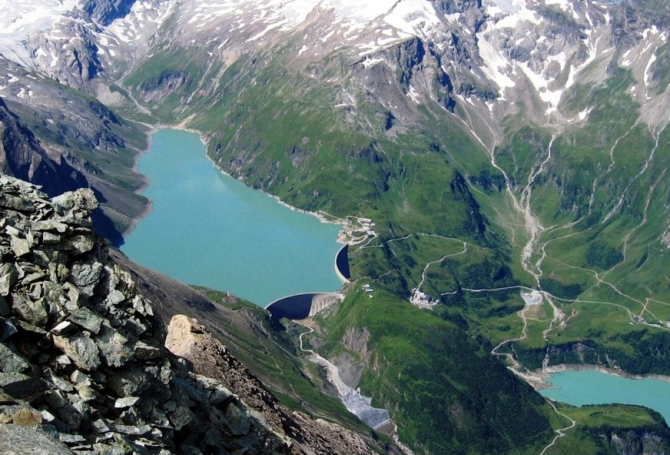 Unul dintre multele lacuri de acumulare ale Austriei / FOTO: http://www.hydrelect.info/index.php?lng=f