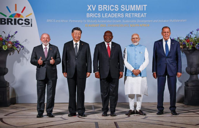 Luiz Inacio Lula da Silva, Xi Jinping, Cyril Ramaphosa, Narendra Modi și Serghei Lavrov