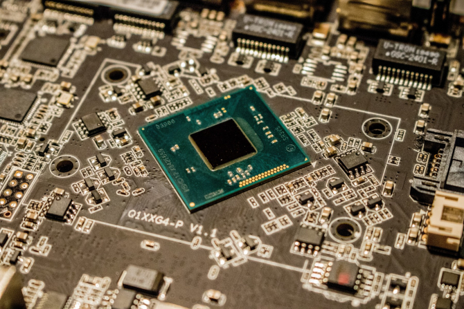 Investiții uriașe pentru realizarea primei fabrici de semiconductori TSMC din Europa 
