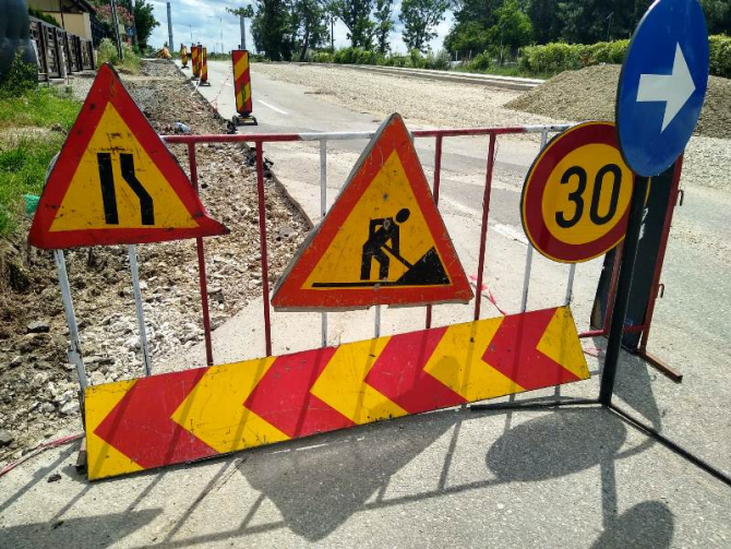 România, țara ”drumurilor în lucru”